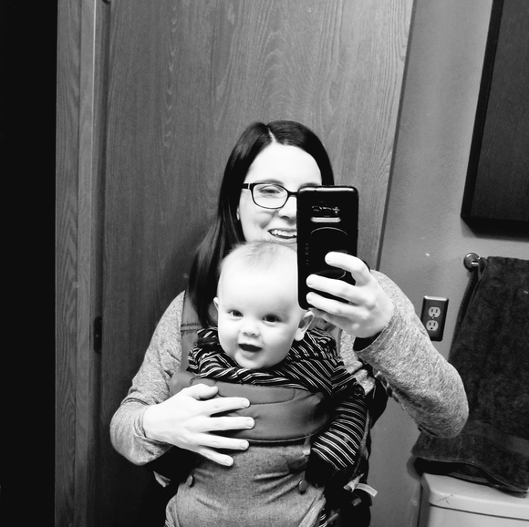 Meet your Posher, Lydia - Picture 2 of 3